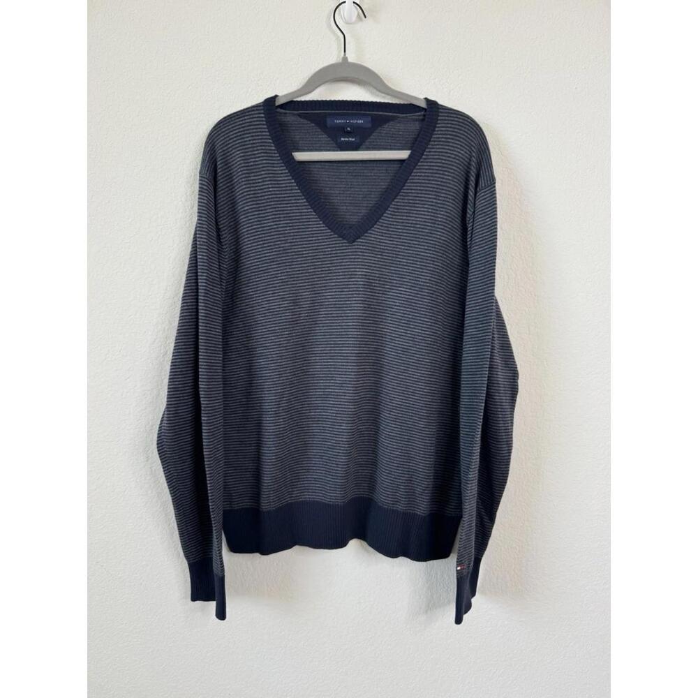 Tommy Hilfiger 100% Merino Wool V-Neck Sweater Pullover Men’s XL Stripped Office